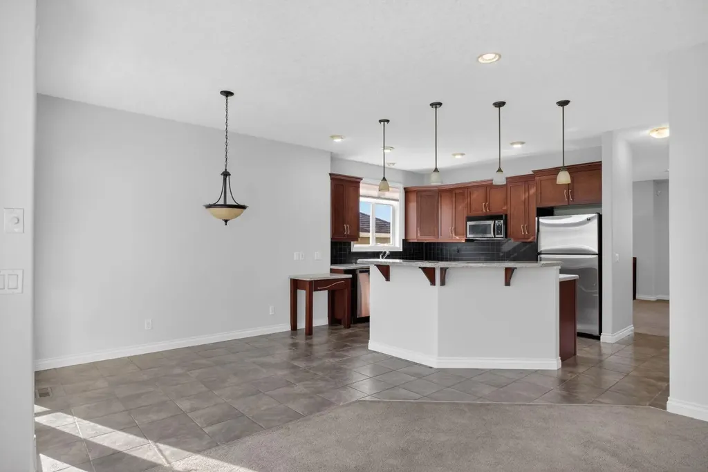 14 Discovery Woods Villas SW Calgary AB T2H5A6