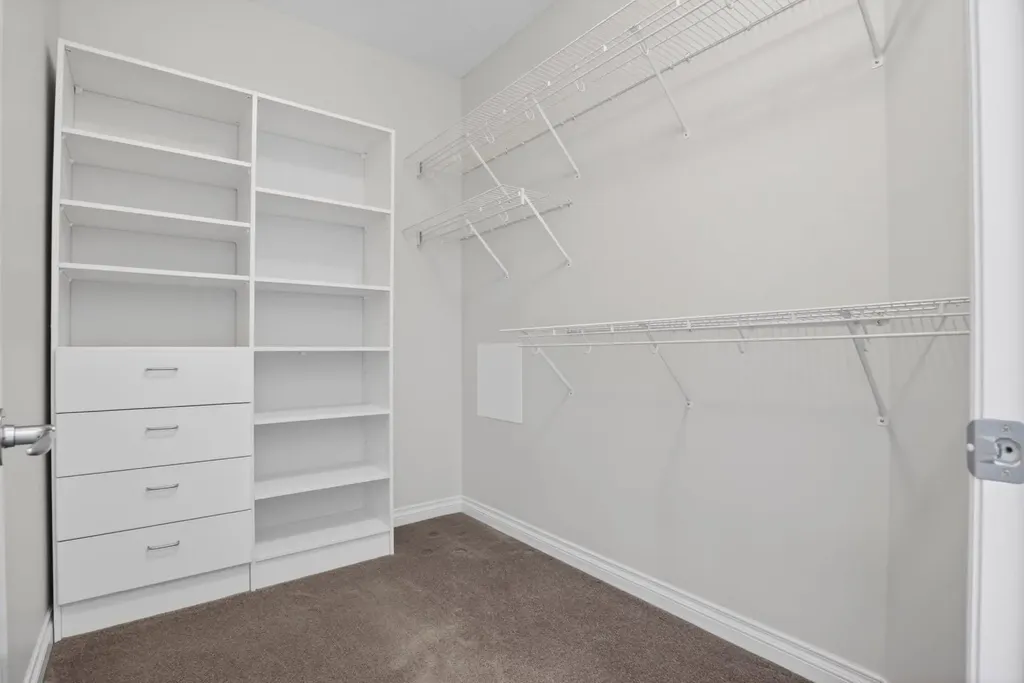 14 Discovery Woods Villas SW Calgary AB T2H5A6
