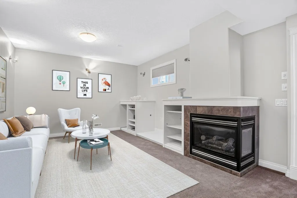 14 Discovery Woods Villas SW Calgary AB T2H5A6