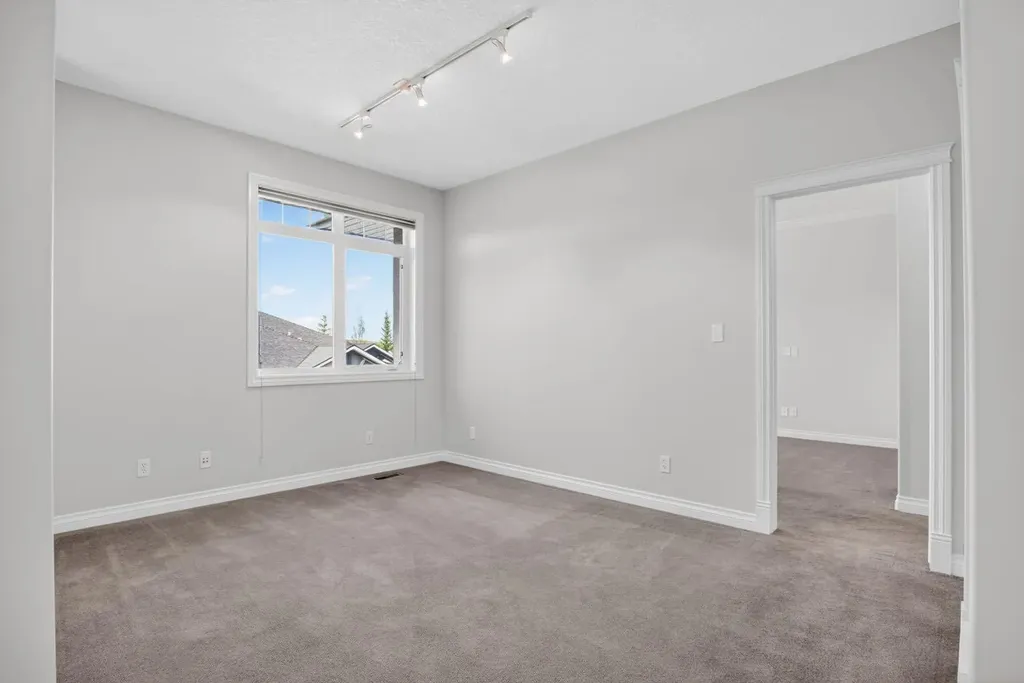 14 Discovery Woods Villas SW Calgary AB T2H5A6