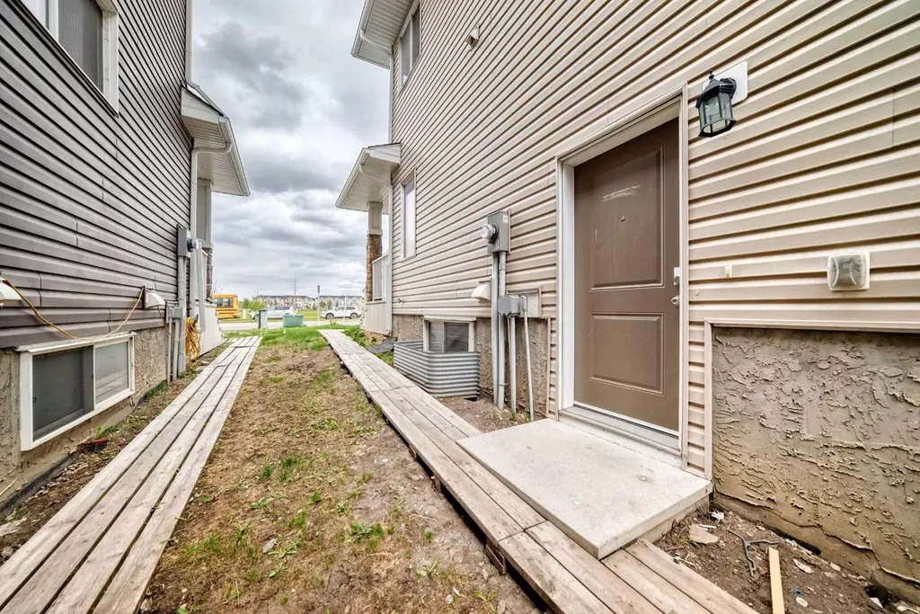 101 Redstone Drive NE Calgary AB T3N 0N2