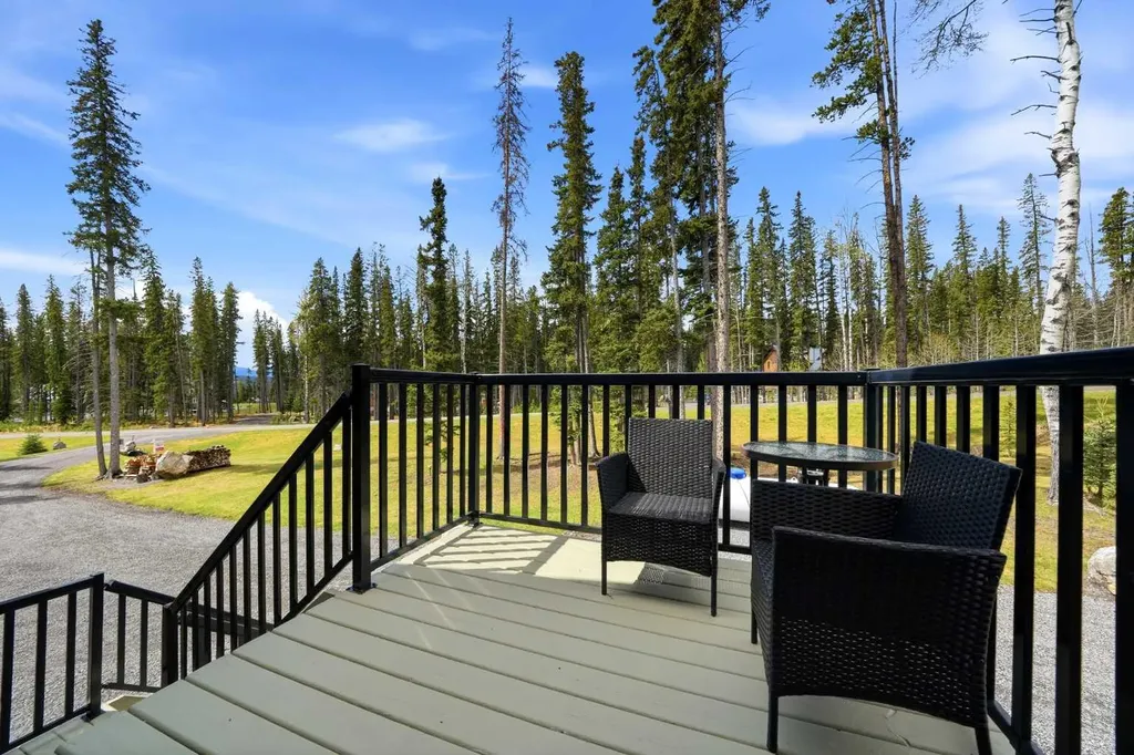 621 Ptarmigan Trail Rural Clearwater County AB T0M 2H0