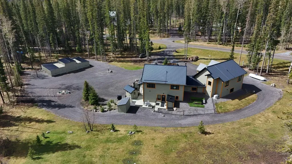 621 Ptarmigan Trail Rural Clearwater County AB T0M 2H0