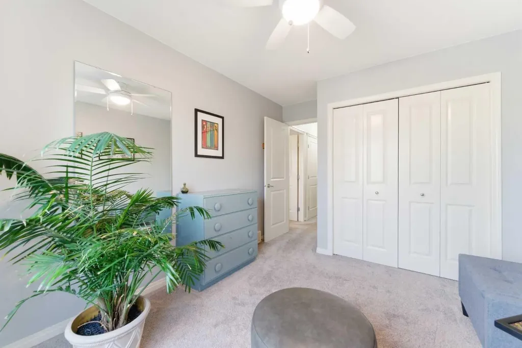 74 Evercreek Bluffs Road SW Calgary AB T2Y 4P2