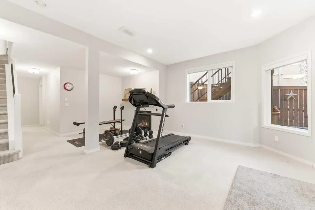 74 Evercreek Bluffs Road SW Calgary AB T2Y 4P2