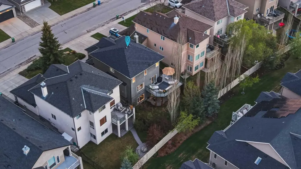 74 Evercreek Bluffs Road SW Calgary AB T2Y 4P2