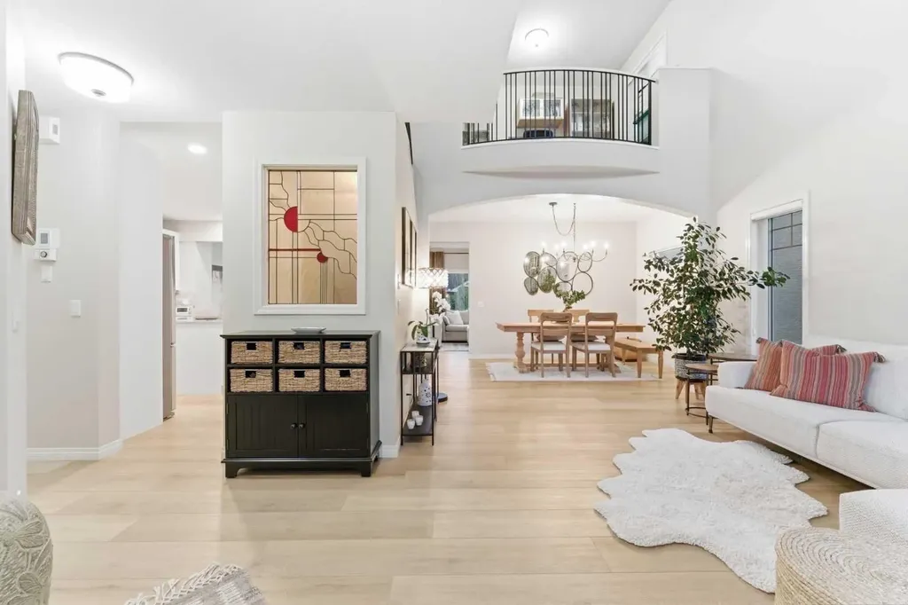 74 Evercreek Bluffs Road SW Calgary AB T2Y 4P2