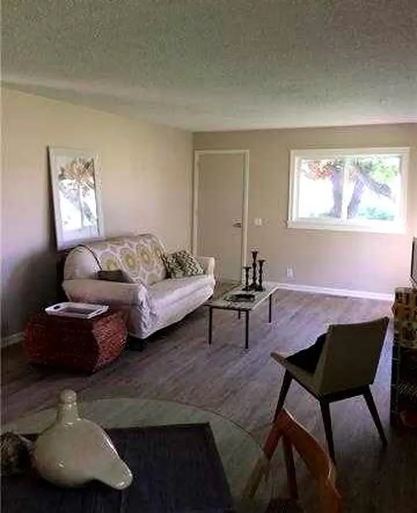 9930 103 Avenue Plamondon AB T0A 2T0