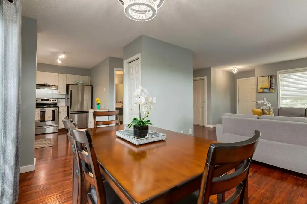 126 Harvest Gold Place NE Calgary AB T3K 4Y2