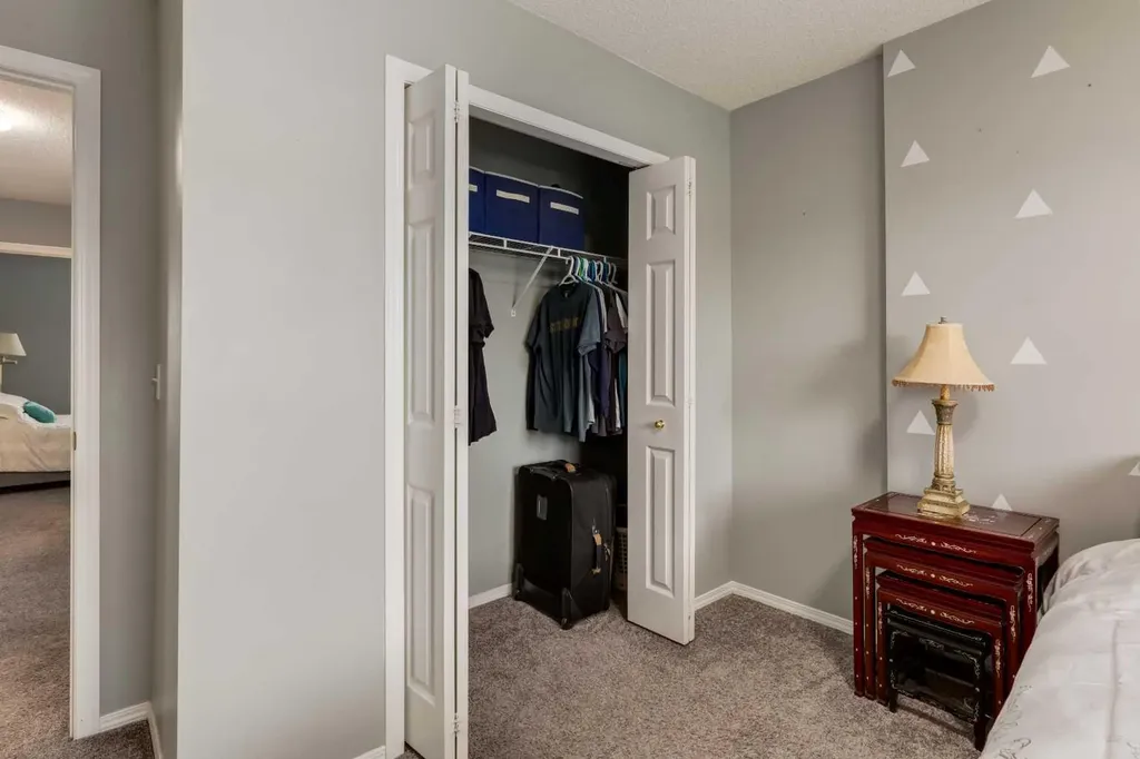 126 Harvest Gold Place NE Calgary AB T3K 4Y2