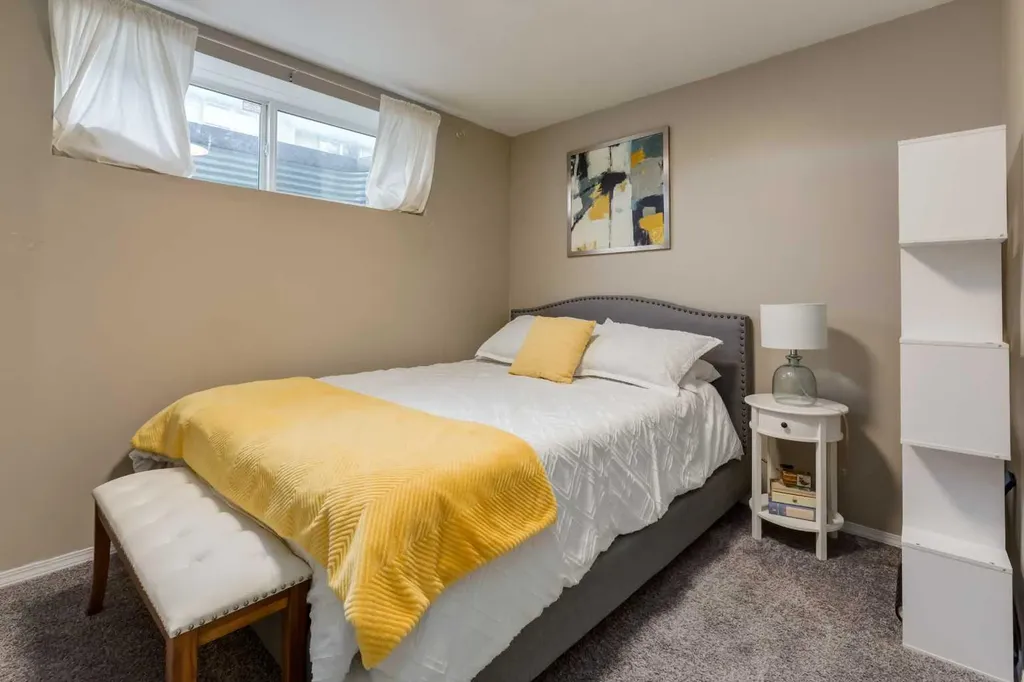 126 Harvest Gold Place NE Calgary AB T3K 4Y2