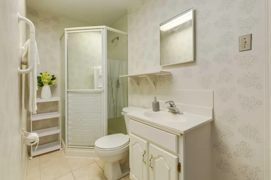 126 Harvest Gold Place NE Calgary AB T3K 4Y2