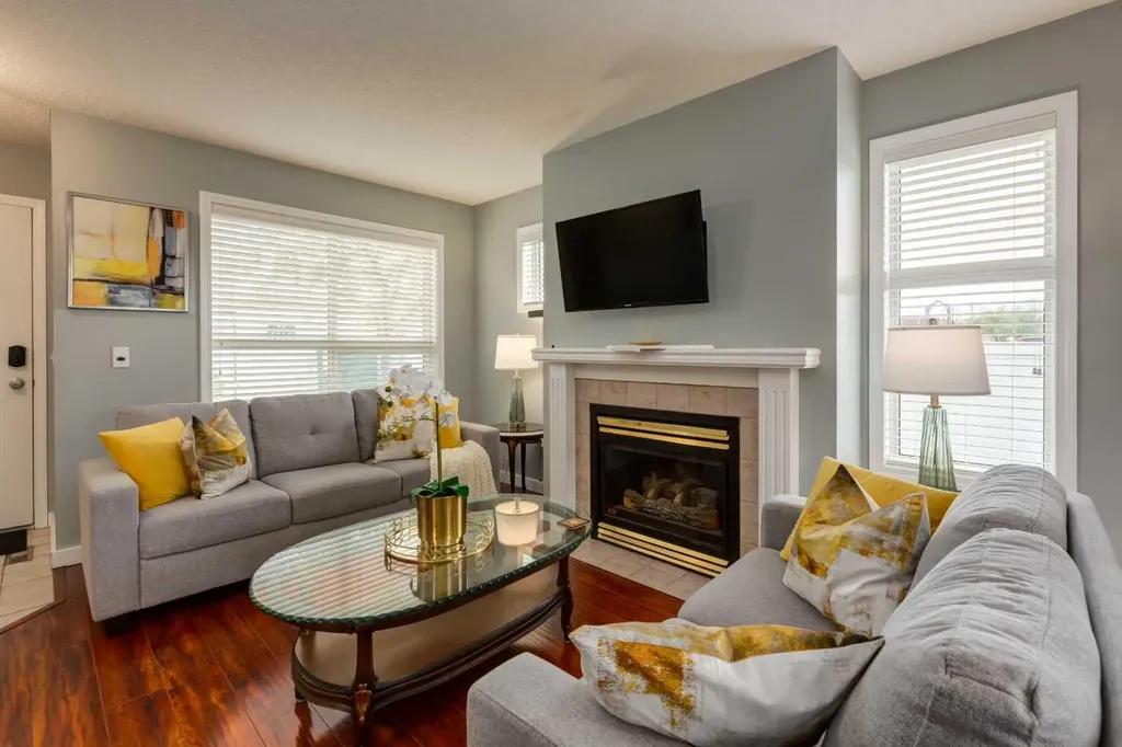 126 Harvest Gold Place NE Calgary AB T3K 4Y2