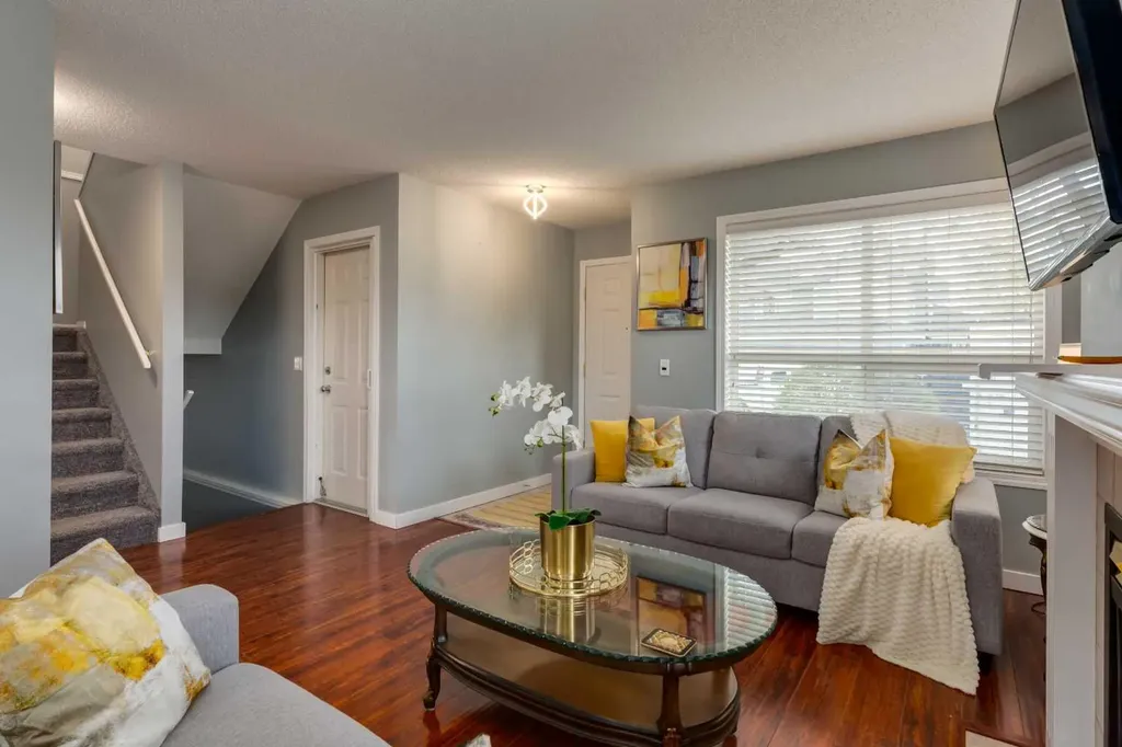 126 Harvest Gold Place NE Calgary AB T3K 4Y2