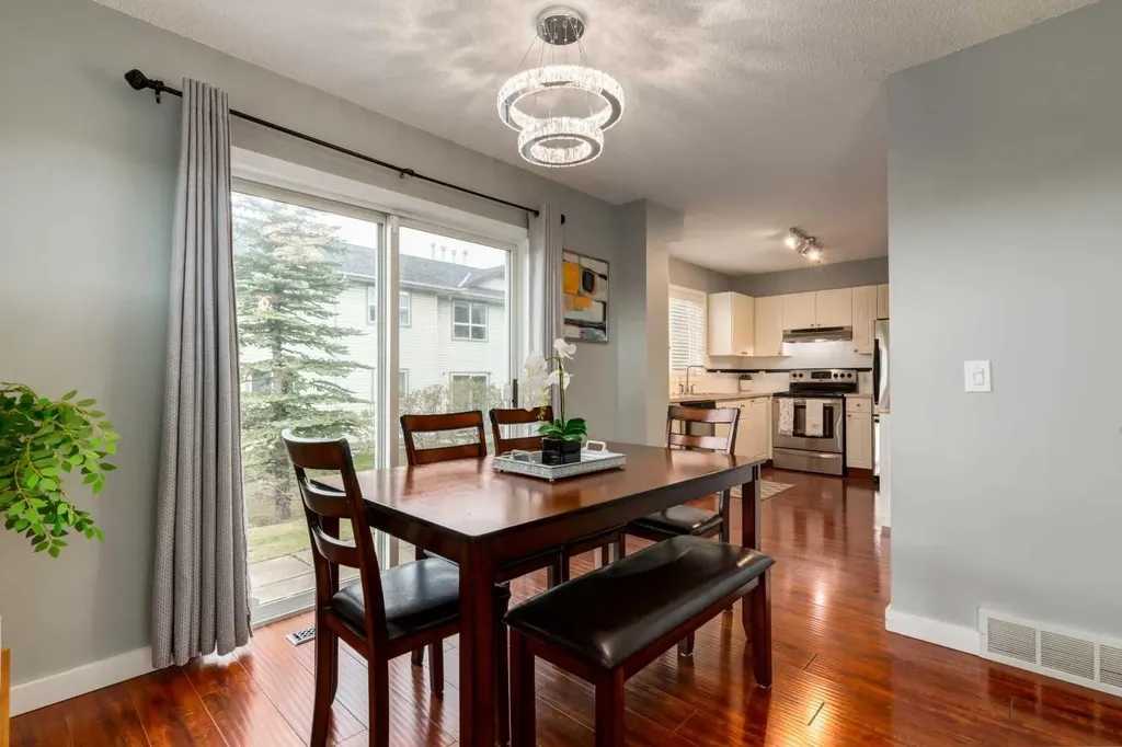 126 Harvest Gold Place NE Calgary AB T3K 4Y2