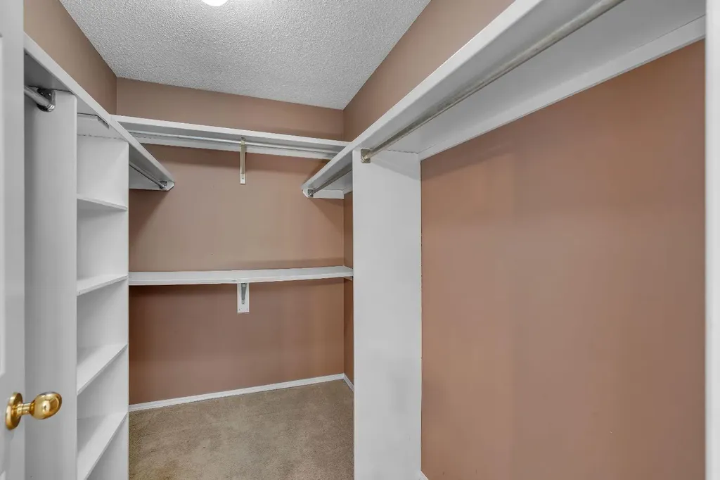 260 Erin Woods Drive SE Calgary AB T2B 3B9
