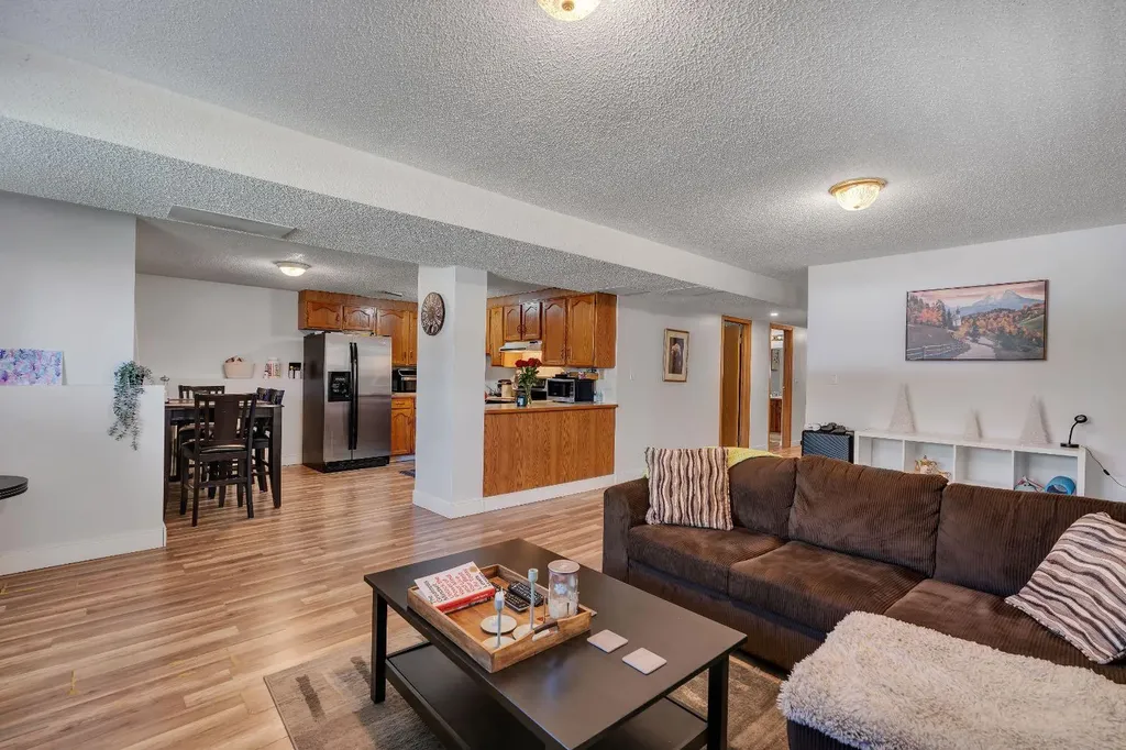260 Erin Woods Drive SE Calgary AB T2B 3B9