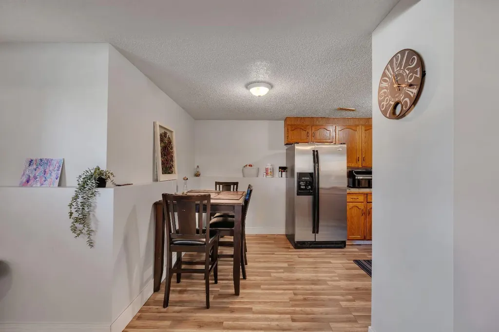260 Erin Woods Drive SE Calgary AB T2B 3B9
