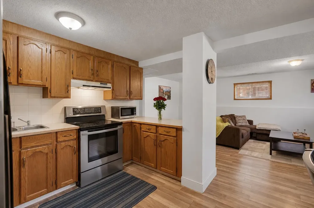 260 Erin Woods Drive SE Calgary AB T2B 3B9