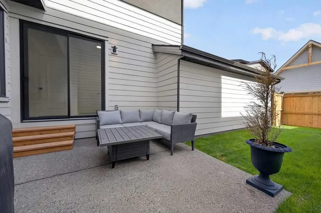 267 Bluerock Avenue SW Calgary AB T2Y0W2