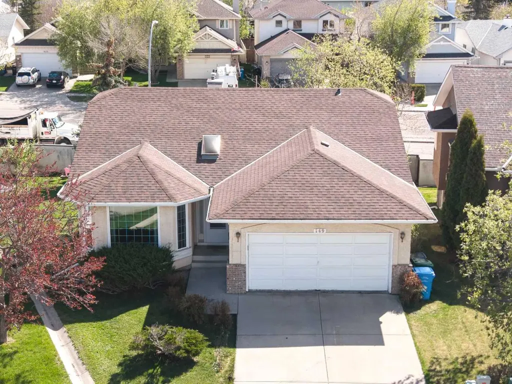 149 Sceptre Court NW Calgary AB T3L 1X9