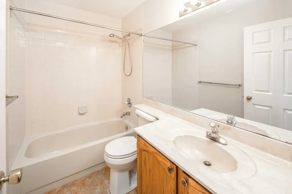 149 Sceptre Court NW Calgary AB T3L 1X9