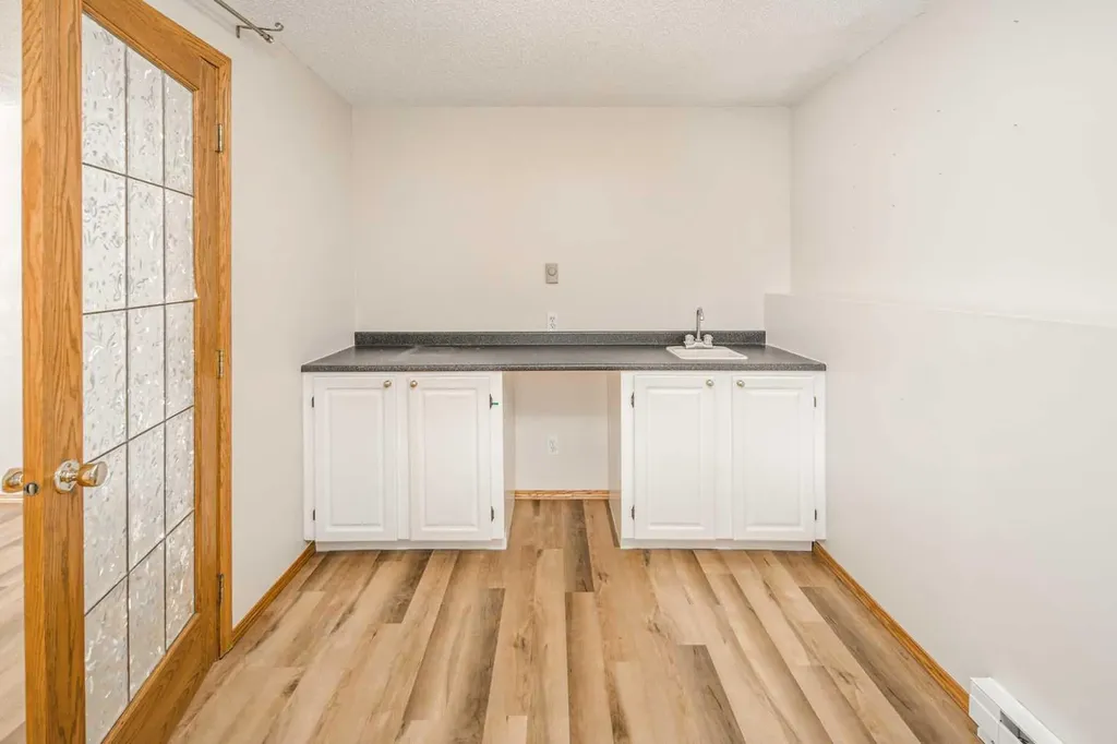 149 Sceptre Court NW Calgary AB T3L 1X9