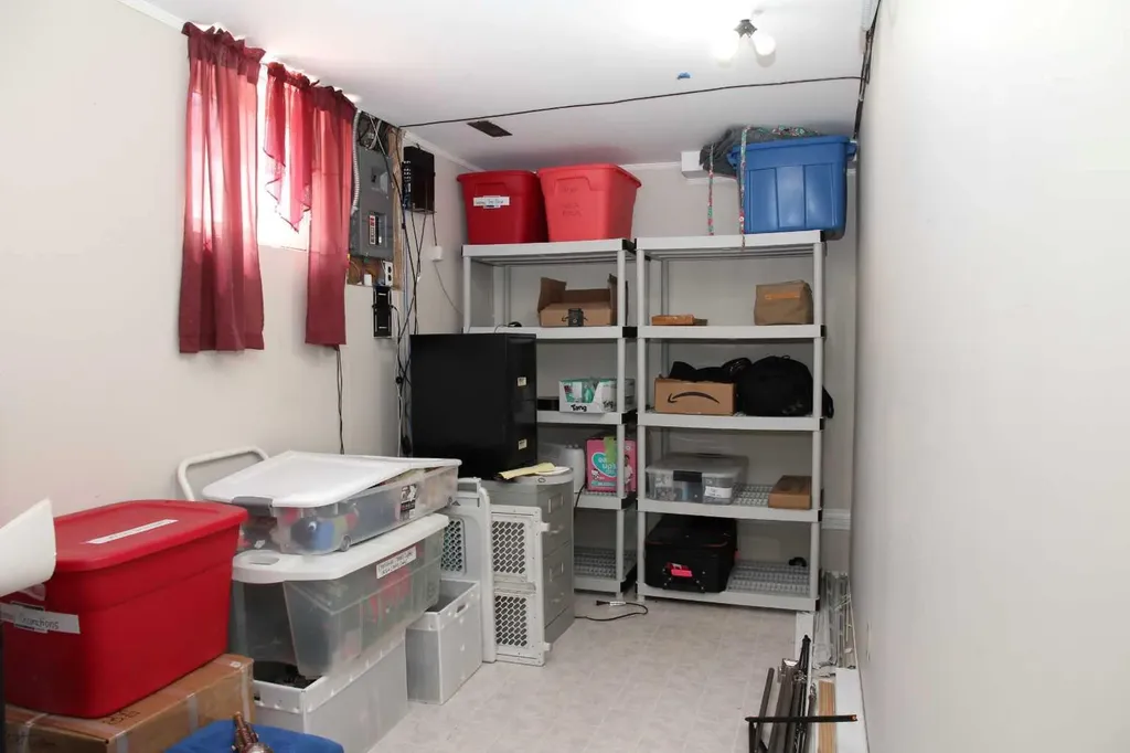 3907 49 Avenue Lloydminster SK S9V 0S1