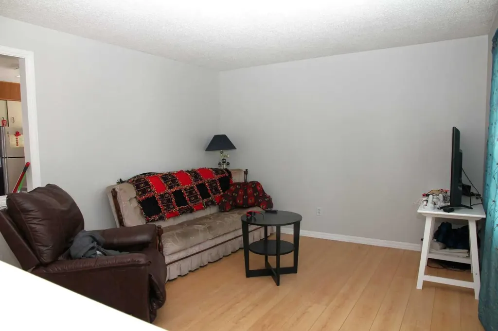3907 49 Avenue Lloydminster SK S9V 0S1