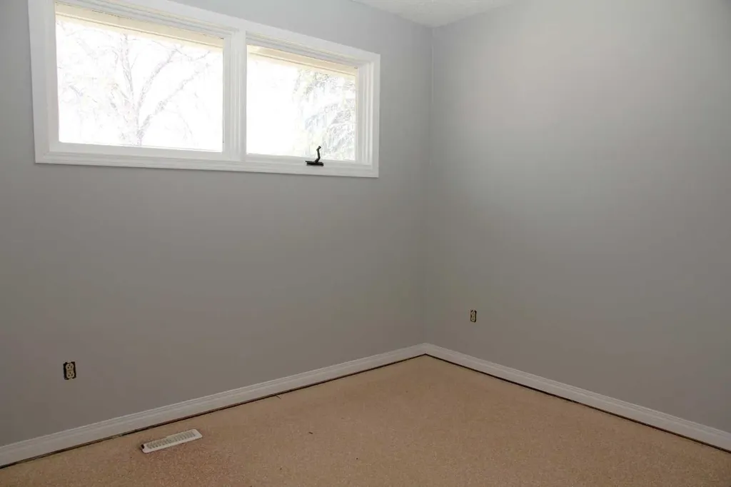 3907 49 Avenue Lloydminster SK S9V 0S1