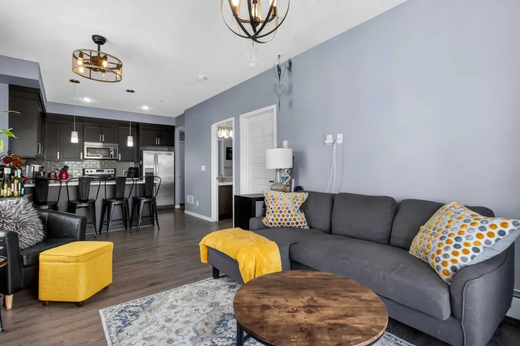 6603 New Brighton Avenue SE Calgary AB T2Z5E5