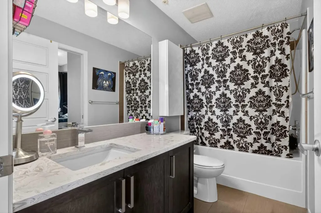 6603 New Brighton Avenue SE Calgary AB T2Z5E5