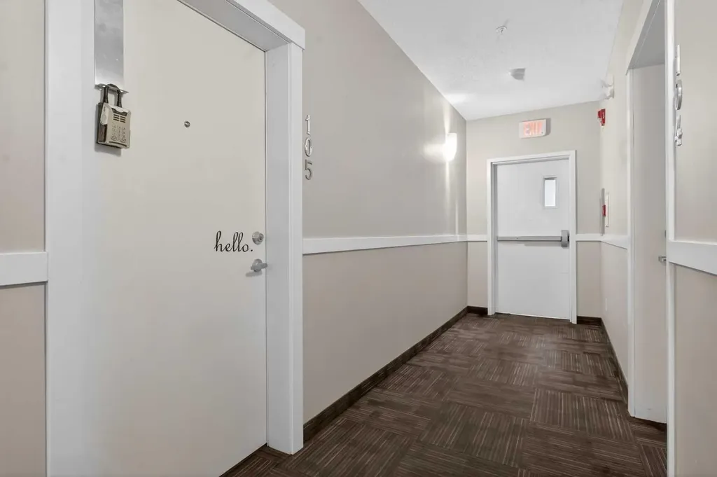 6603 New Brighton Avenue SE Calgary AB T2Z5E5