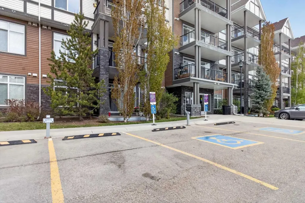 6603 New Brighton Avenue SE Calgary AB T2Z5E5