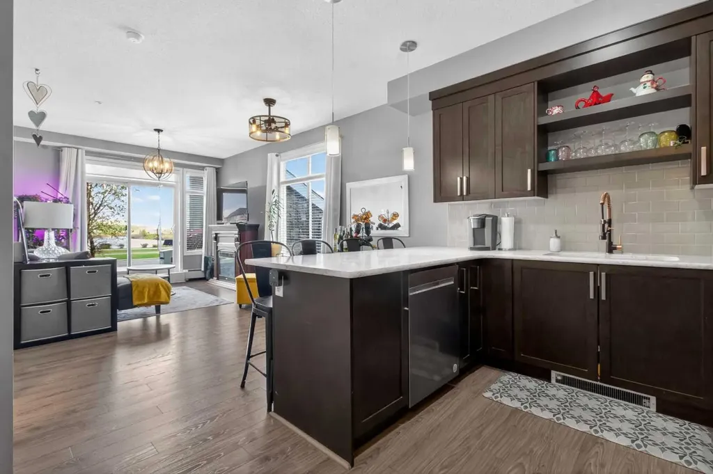 6603 New Brighton Avenue SE Calgary AB T2Z5E5