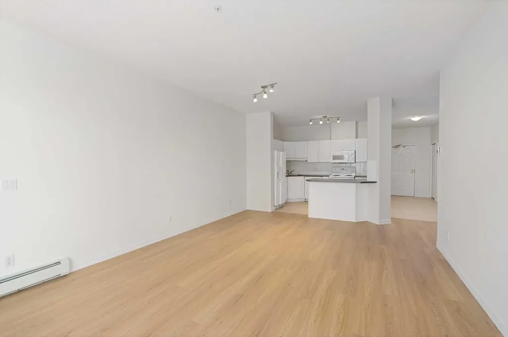 5201 Dalhousie Drive NW Calgary AB T3A 5Y7