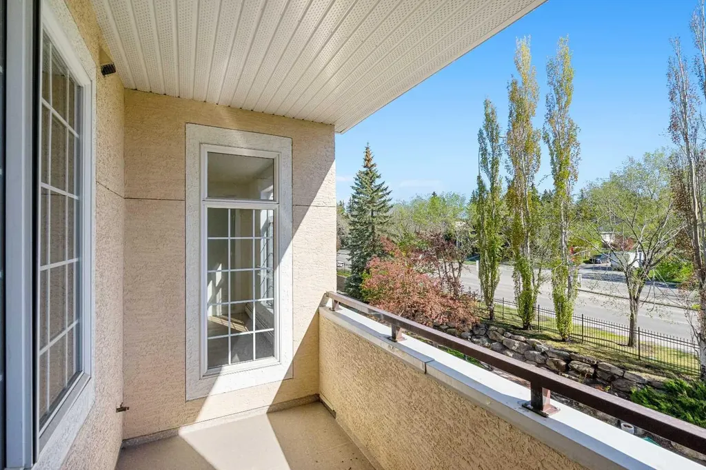 5201 Dalhousie Drive NW Calgary AB T3A 5Y7