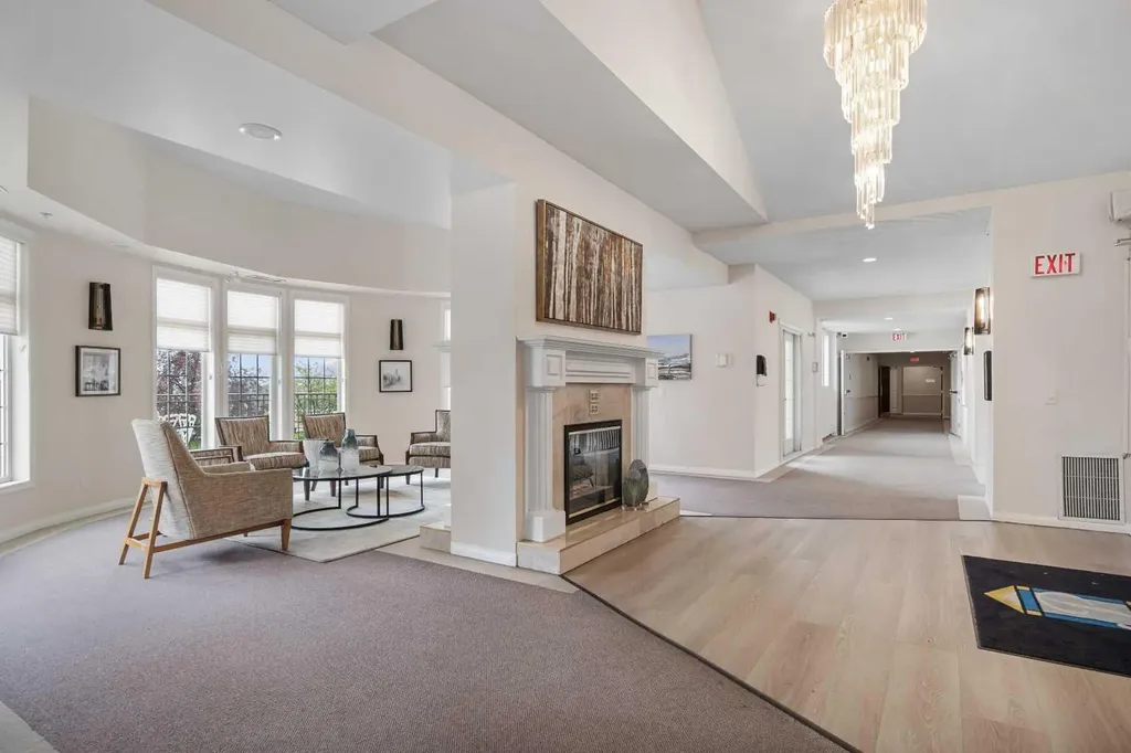 5201 Dalhousie Drive NW Calgary AB T3A 5Y7