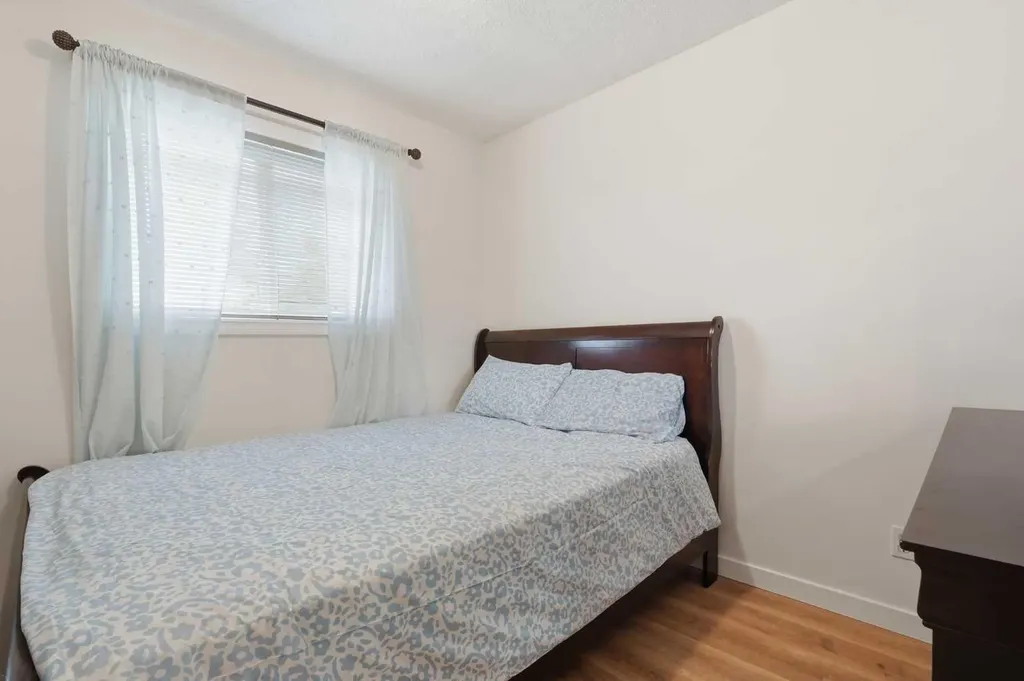 59 Taravista Street NE Calgary AB T3J4P1