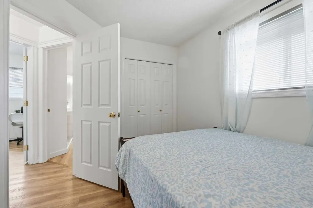 59 Taravista Street NE Calgary AB T3J4P1