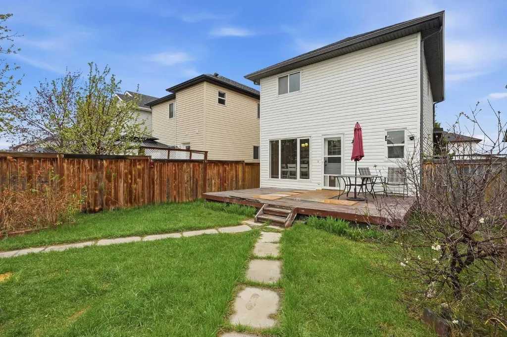 59 Taravista Street NE Calgary AB T3J4P1