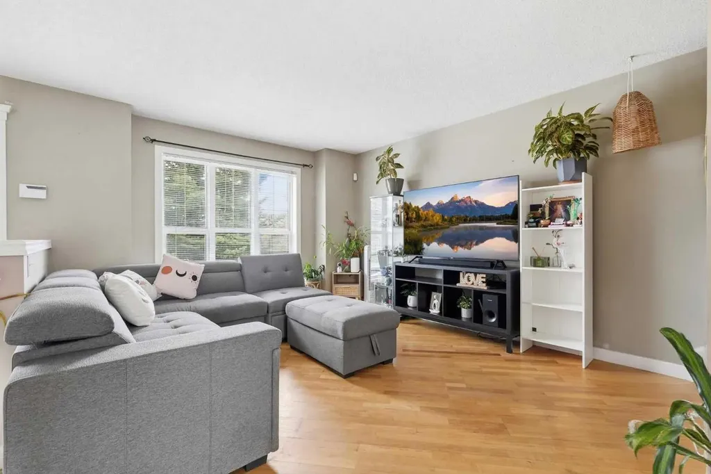 59 Taravista Street NE Calgary AB T3J4P1