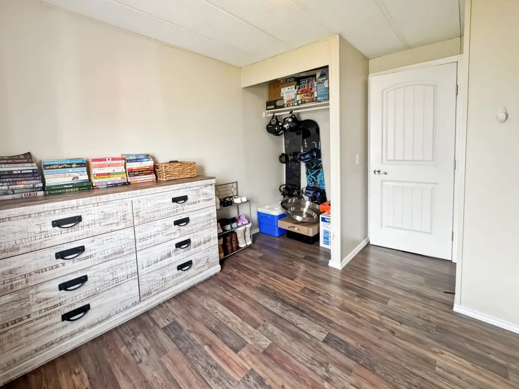 46 Rivervalley Estates Whitecourt AB T7S1J8