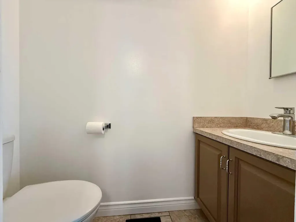402 3 Street Wainwright AB T9W 1A1