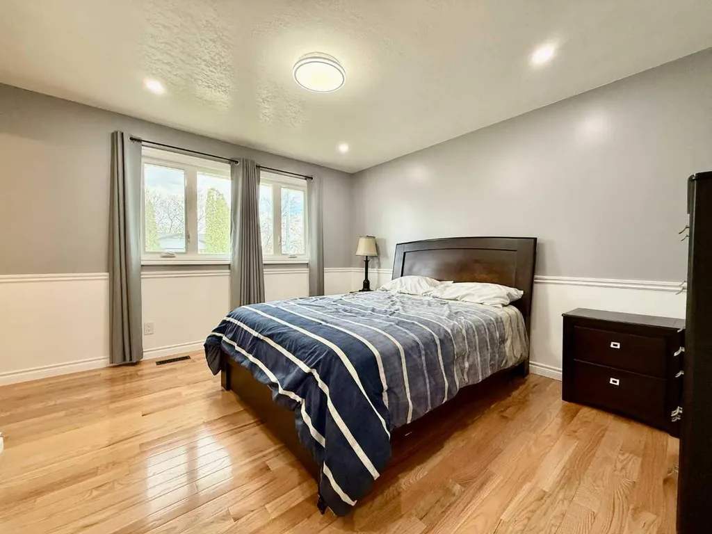 402 3 Street Wainwright AB T9W 1A1