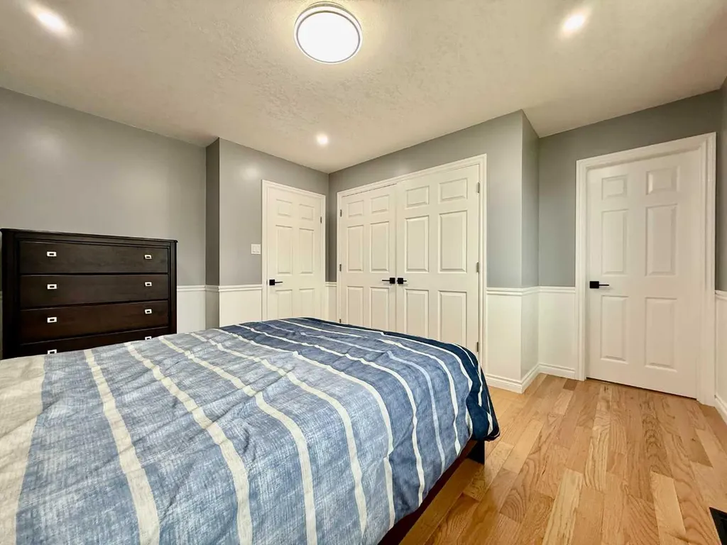 402 3 Street Wainwright AB T9W 1A1