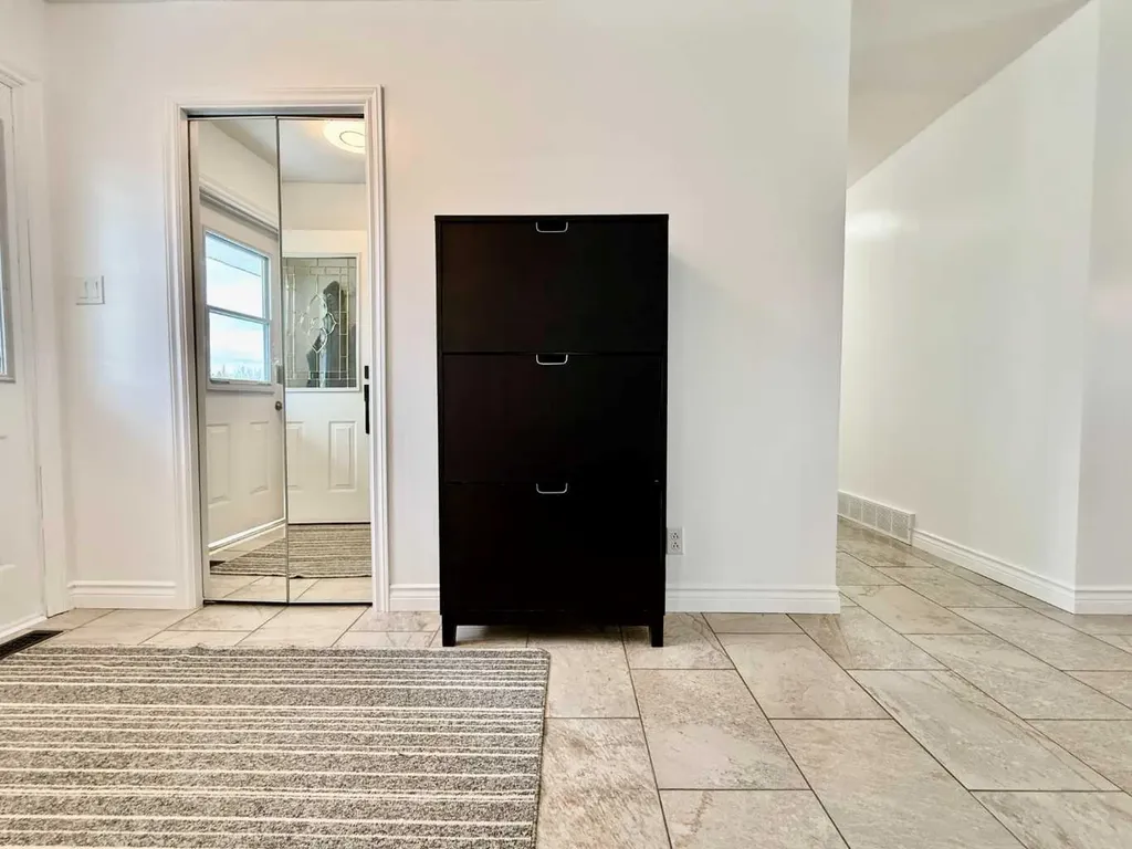 402 3 Street Wainwright AB T9W 1A1