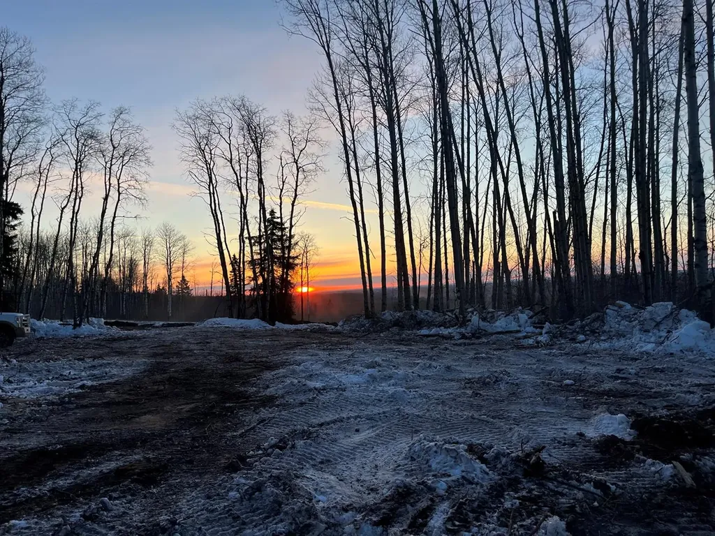 SE-27-79-9-W6 92 Range Road Rural Saddle Hills County AB T0H 0G0