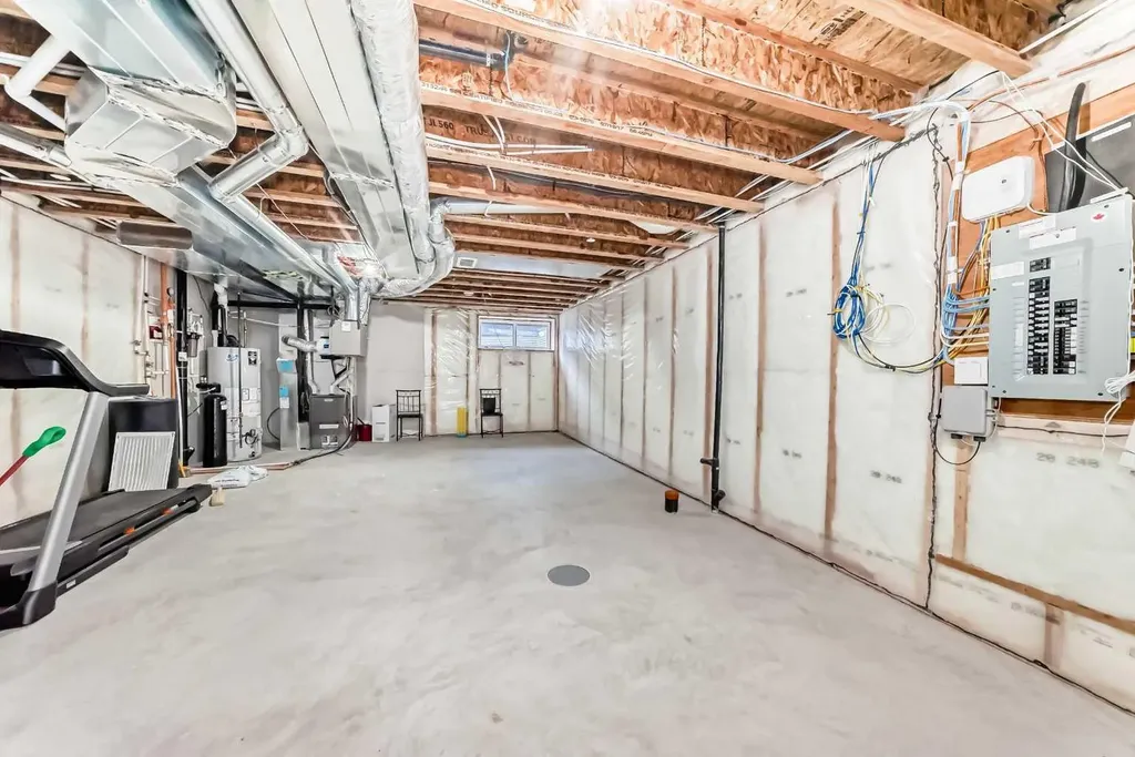 140 Howse Avenue NE Calgary AB T3P 0W1
