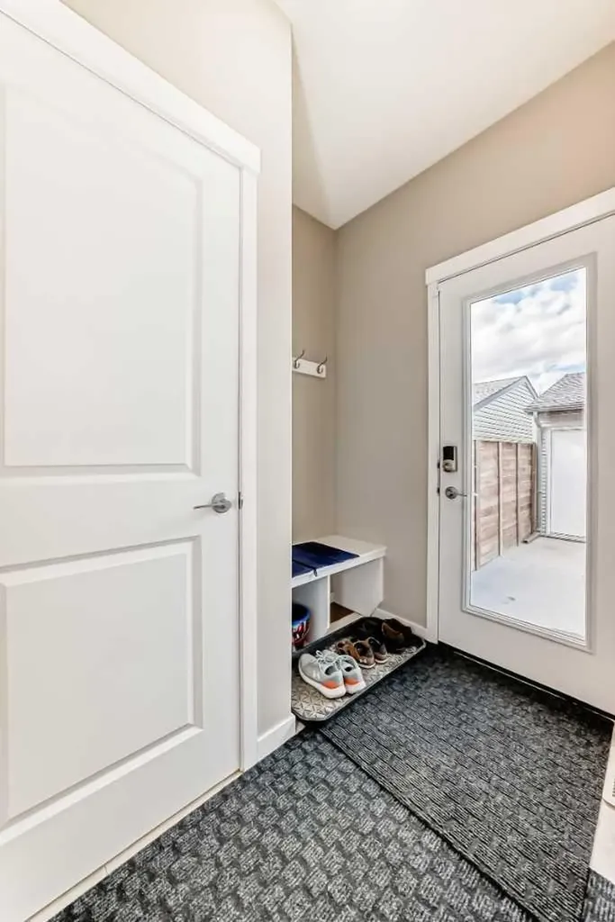 140 Howse Avenue NE Calgary AB T3P 0W1